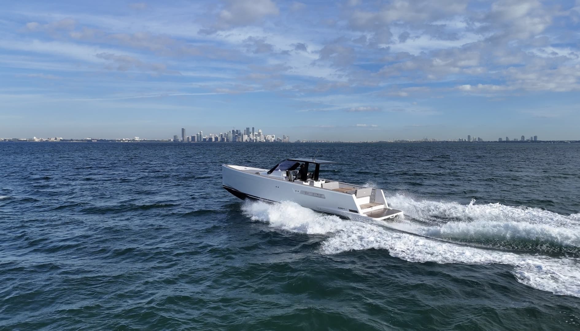2019 Fjord 40 Open