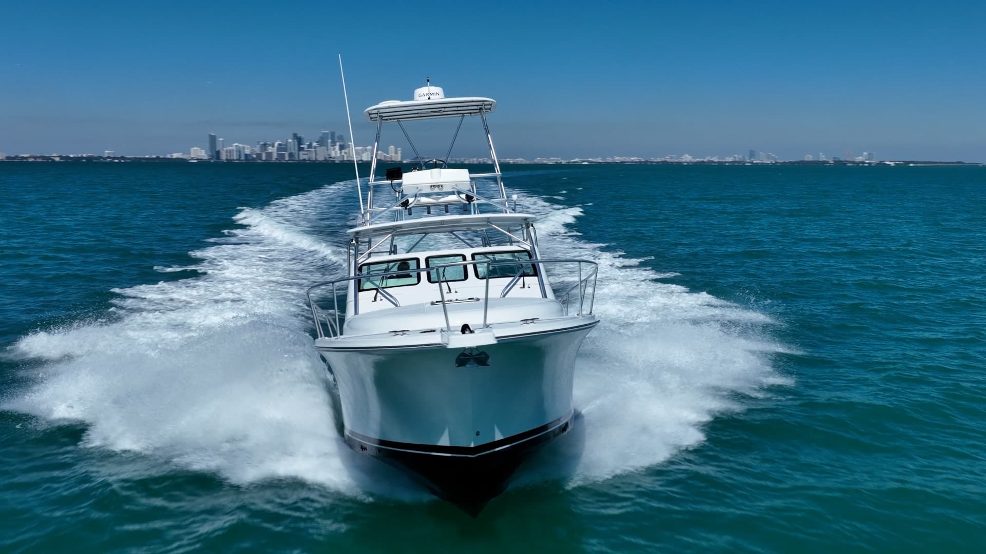 2004 Luhrs 320 Open