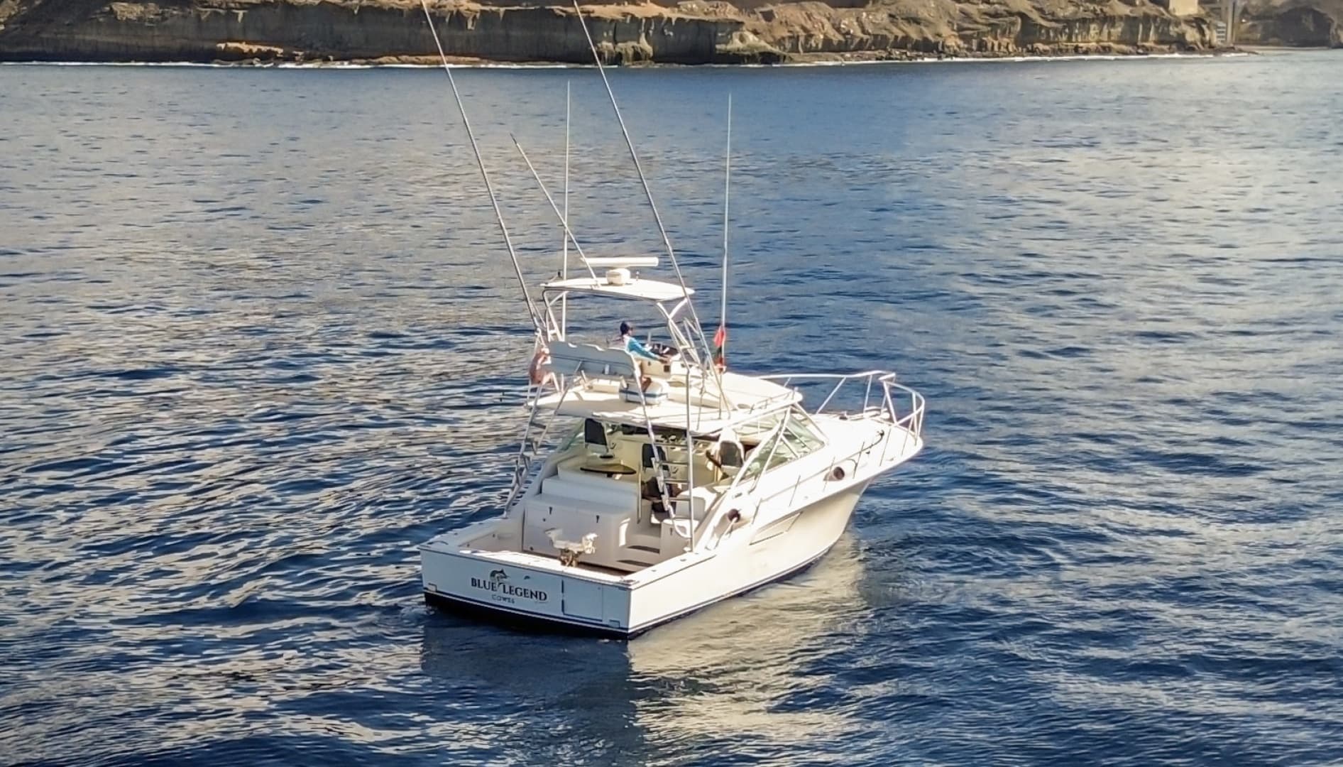 2005 Cabo 40 Hardtop Express