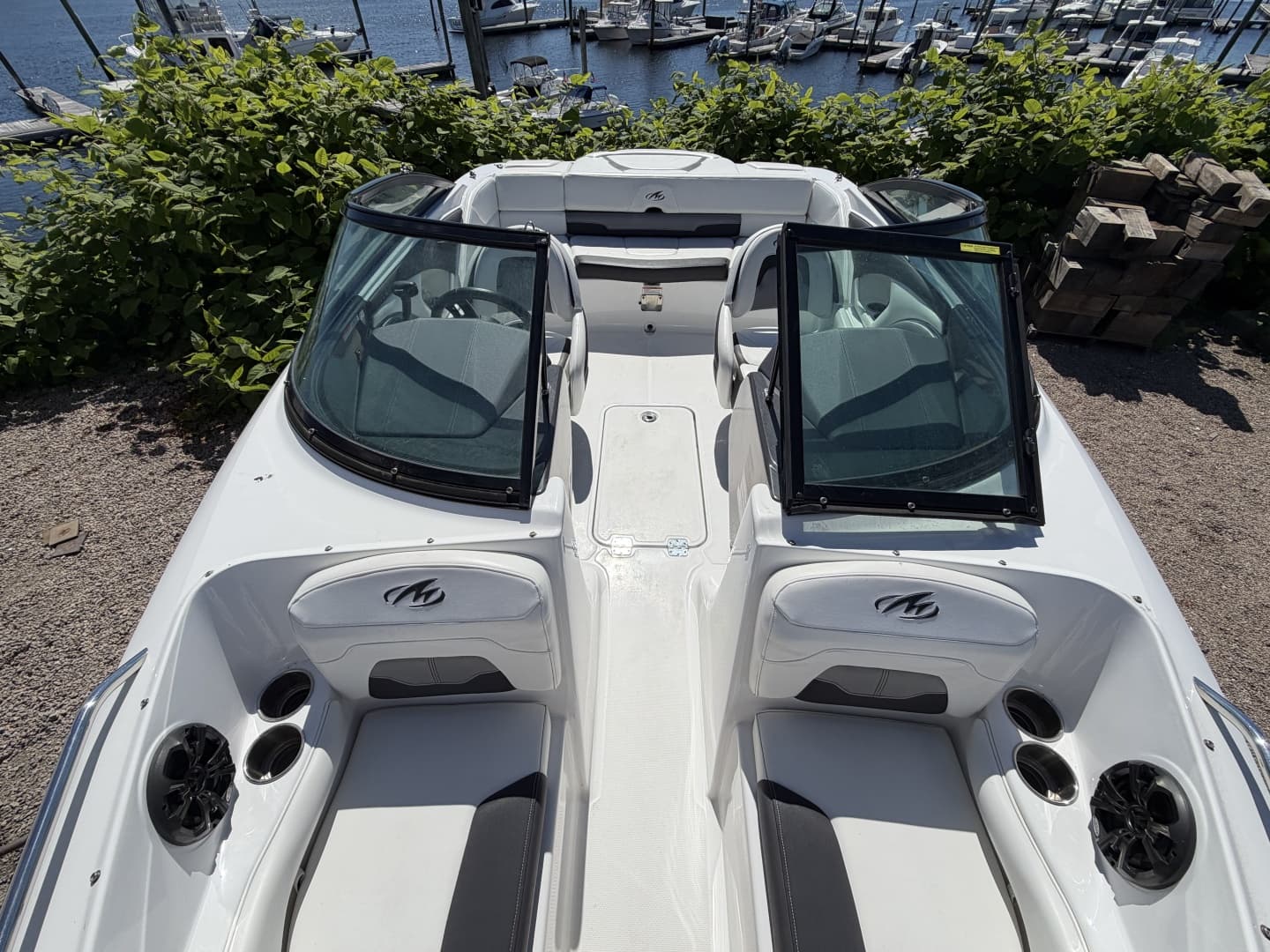 2018 Monterey 204 FS
