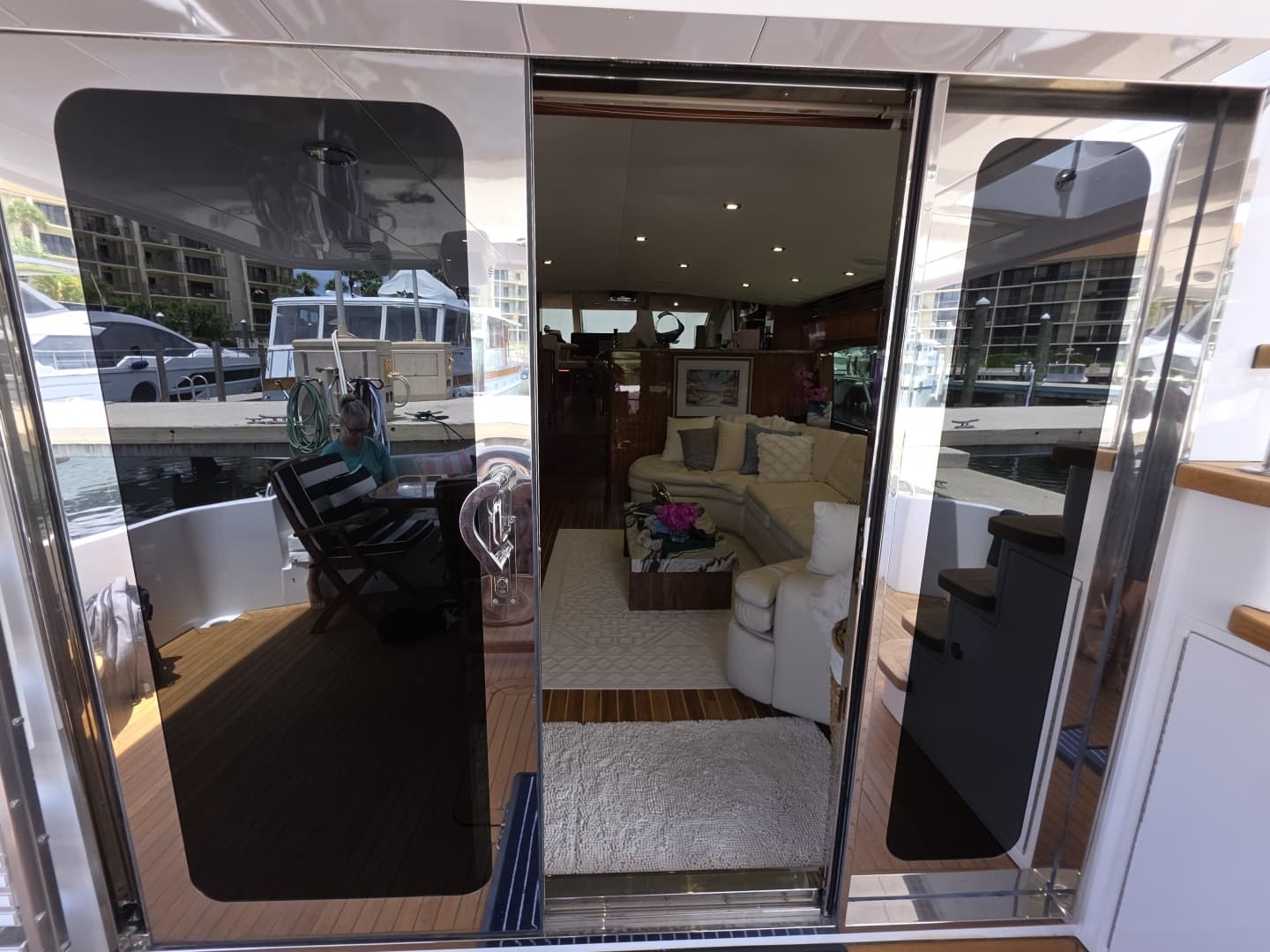 2008 Hatteras 