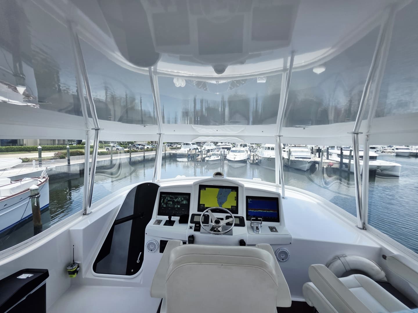 2008 Hatteras 