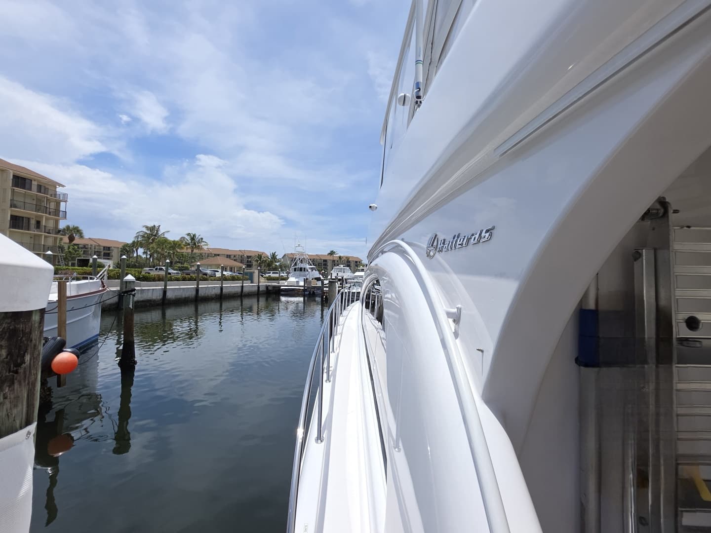 2008 Hatteras 