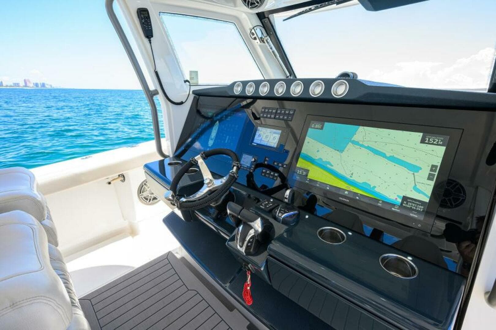 2021 Solace Center Console