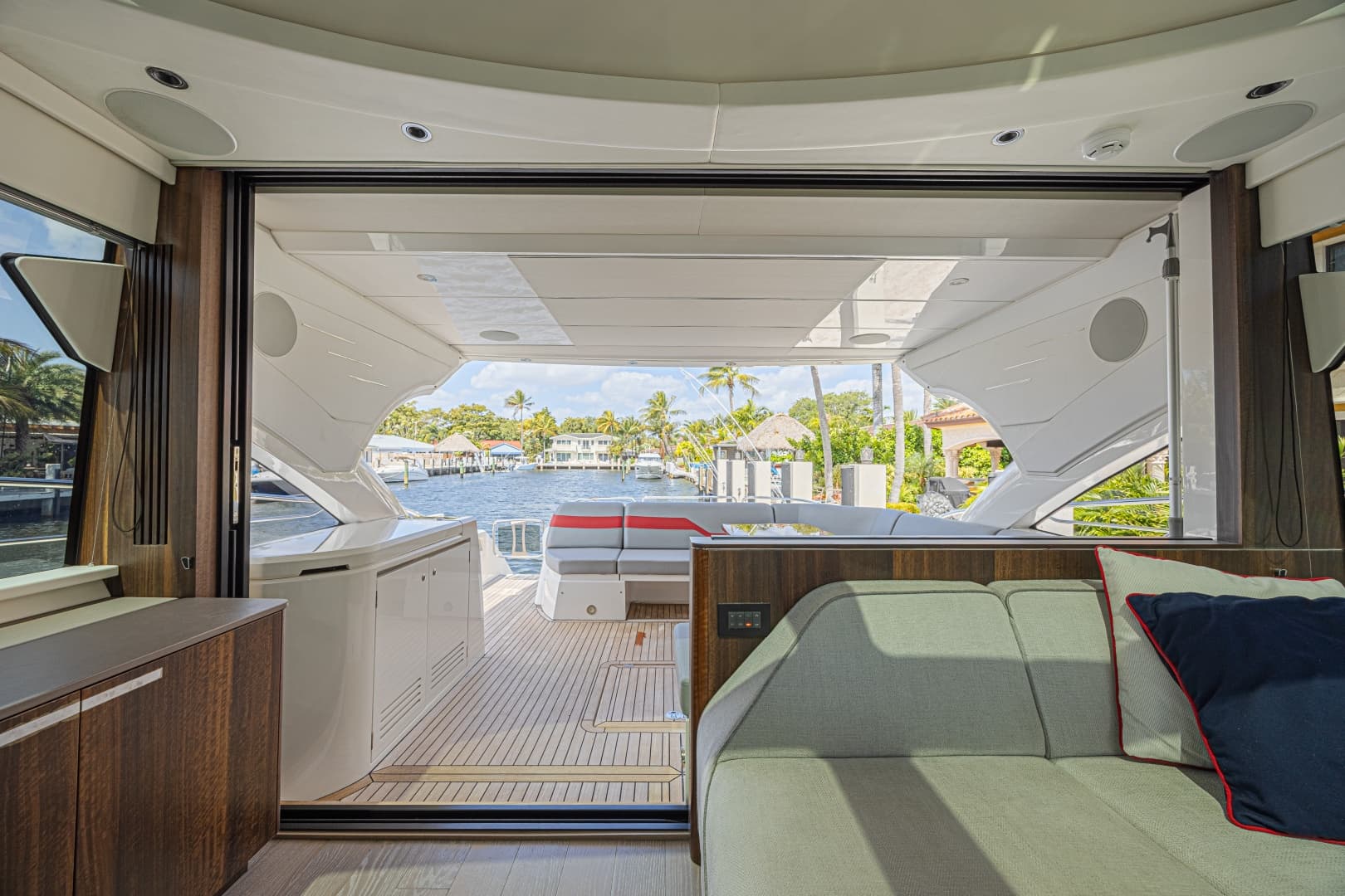 2021 Sunseeker Predator 60 EVO