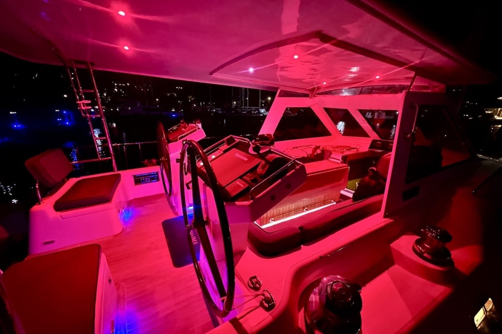 2017 Hylas 63