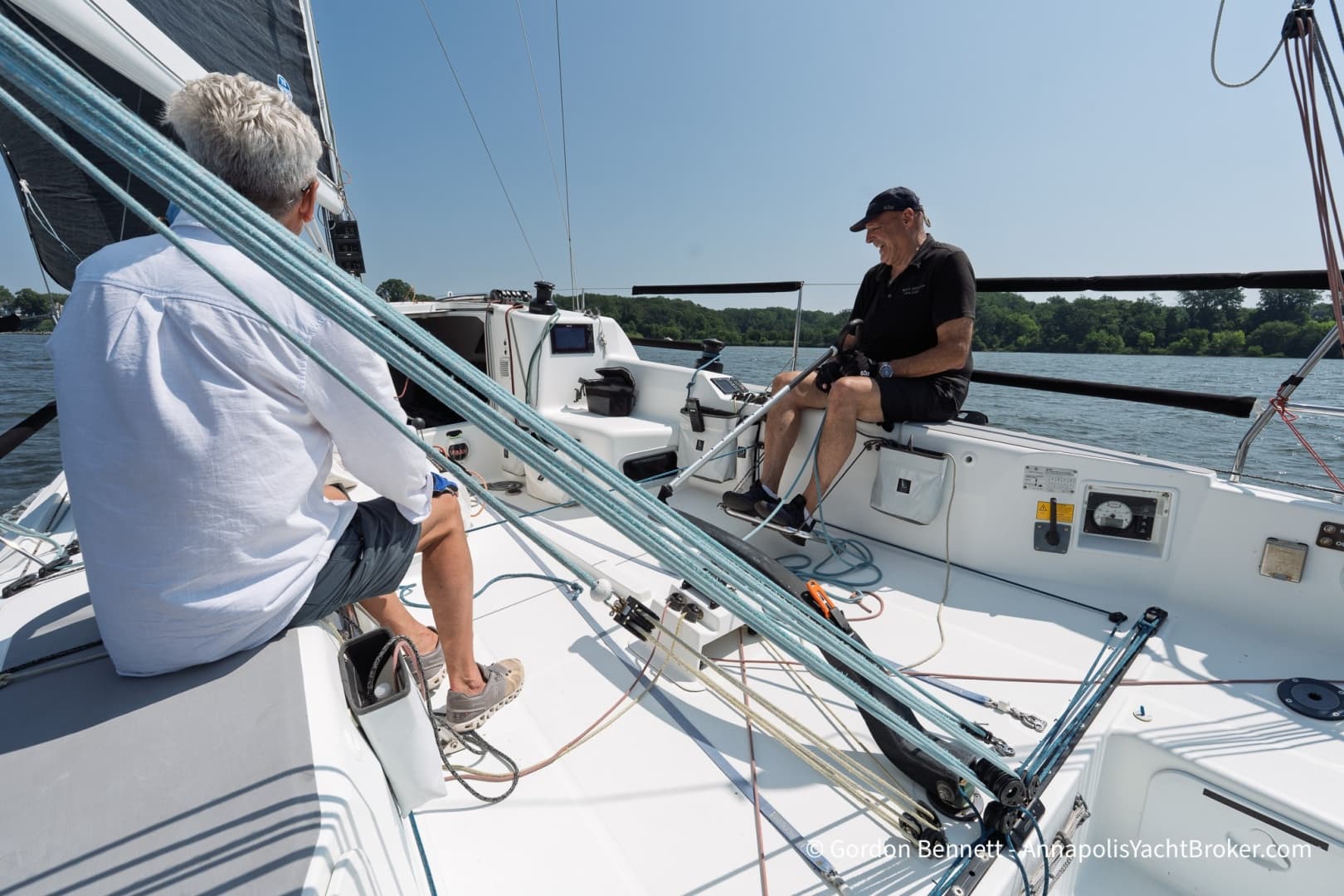 2020 Jeanneau Sun Fast 3300