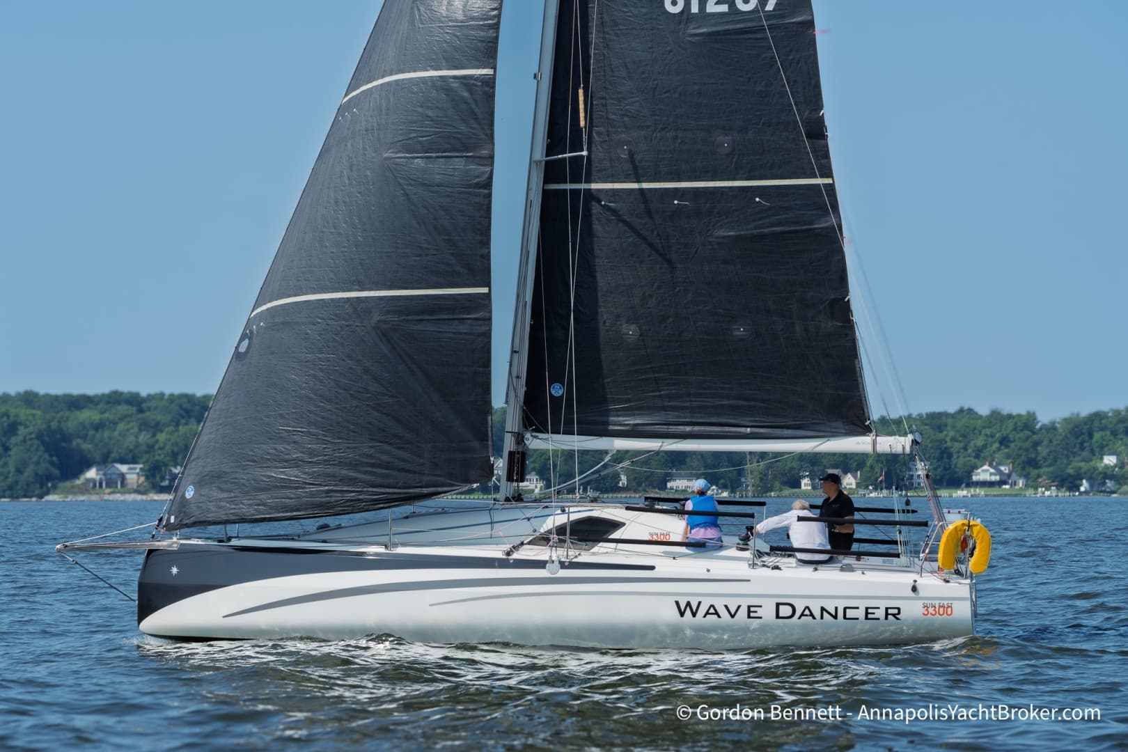 2020 Jeanneau Sun Fast 3300