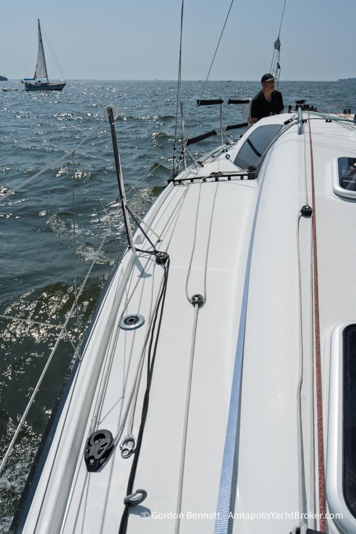 2020 Jeanneau Sun Fast 3300