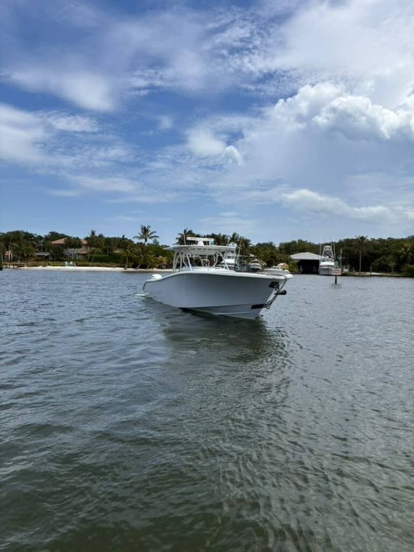 2014 Yellowfin 42 Offshore