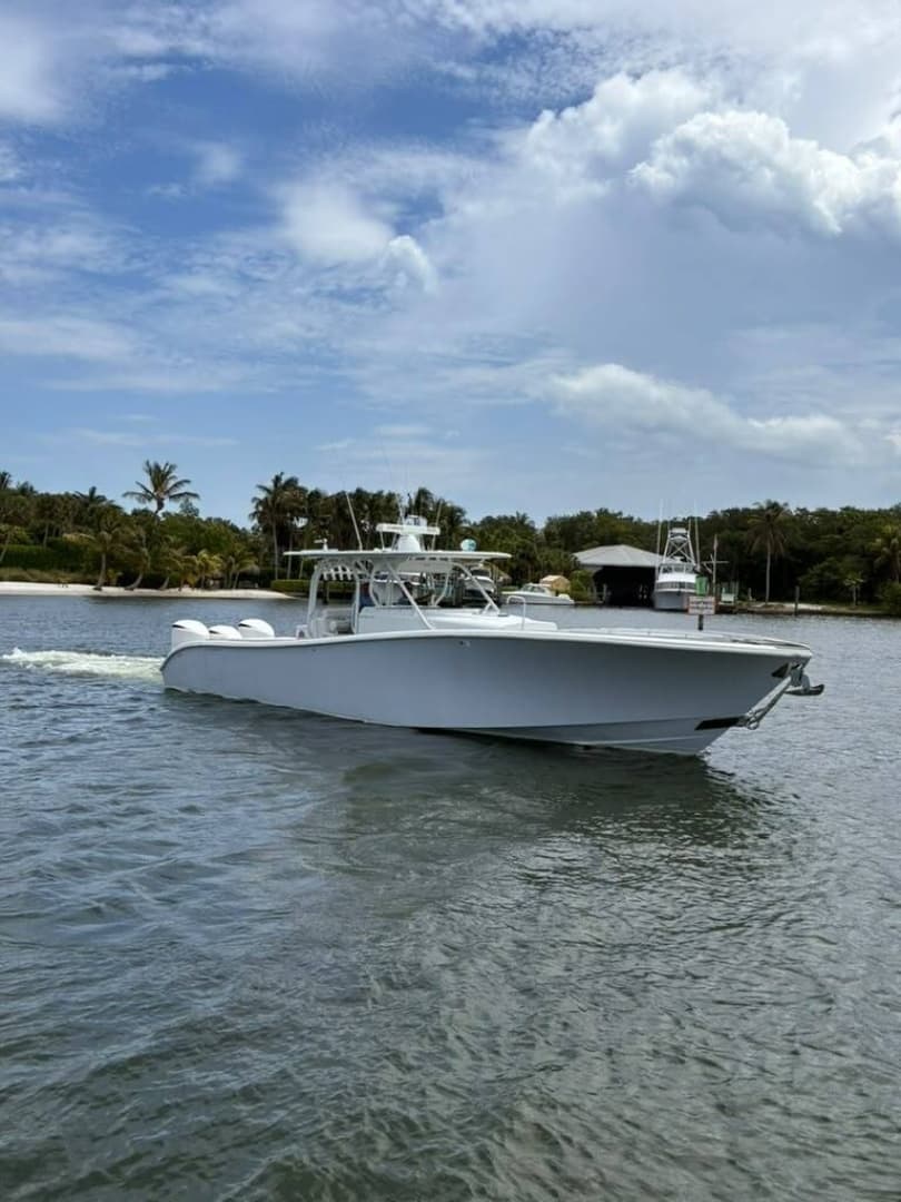 2014 Yellowfin 42 Offshore