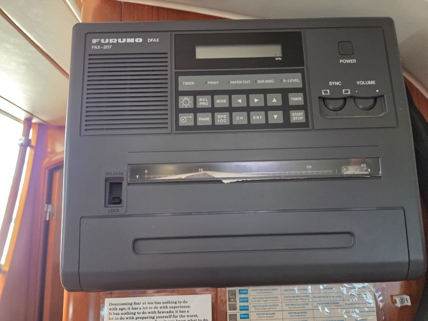 Furuno FAX-207 boat marine 8" weather DFAX fax receiver