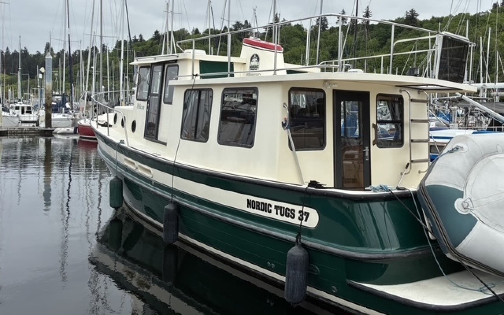 2000 Nordic Tugs 37