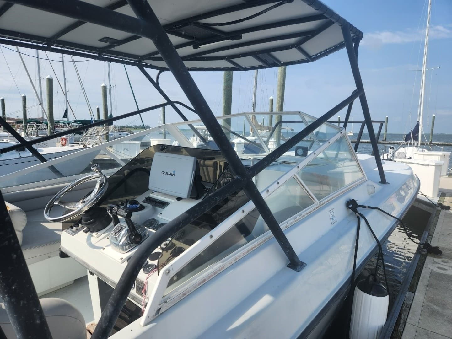 2001 Contender 35 Side Console