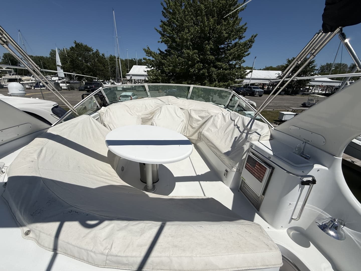 1999 Carver 450 Voyager