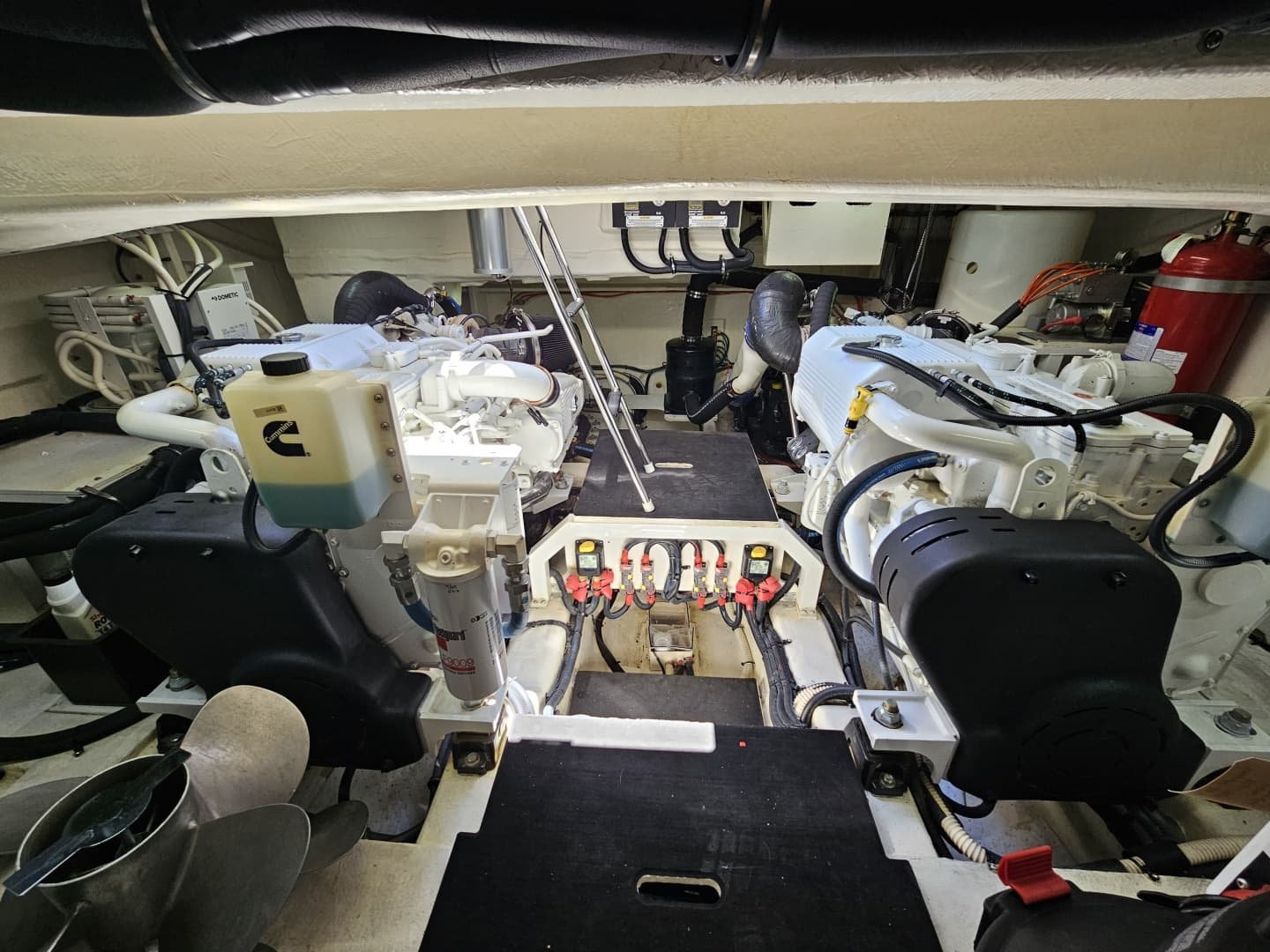 2019 Sea Ray 520 Sundancer