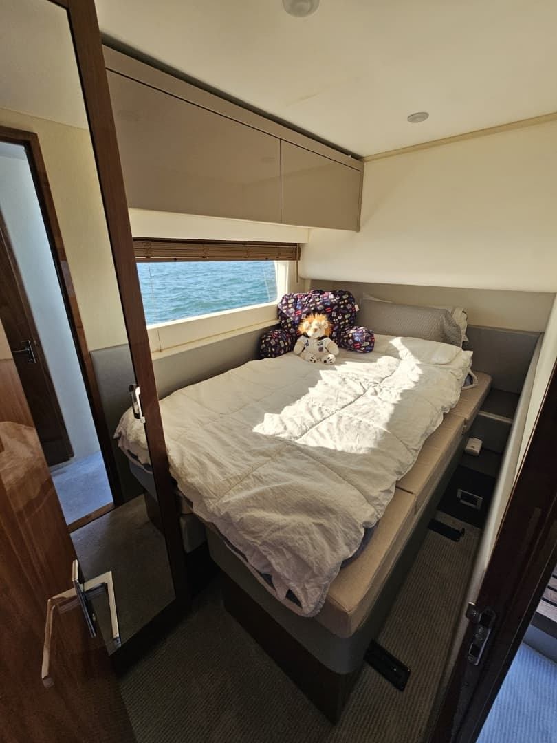 2019 Sea Ray 520 Sundancer