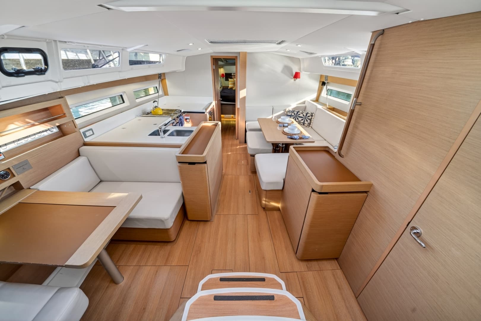 2019 Jeanneau Sun Odyssey 490