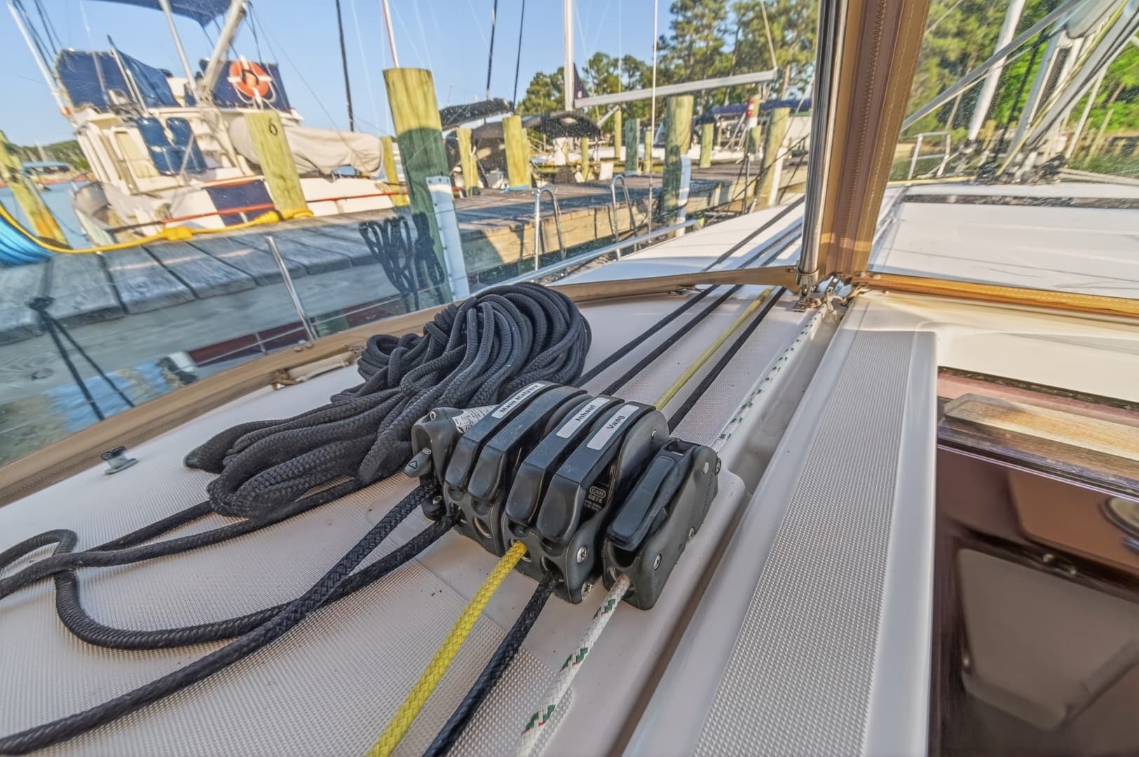 2019 Jeanneau Sun Odyssey 490