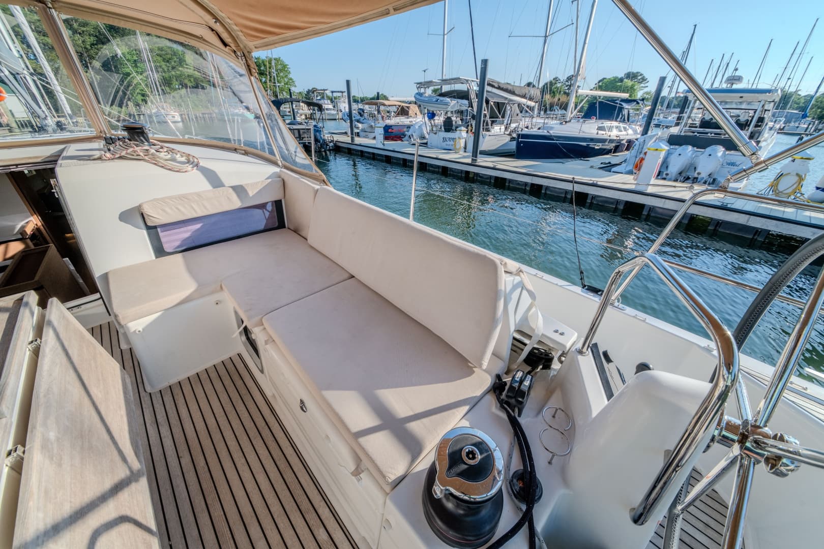 2019 Jeanneau Sun Odyssey 490