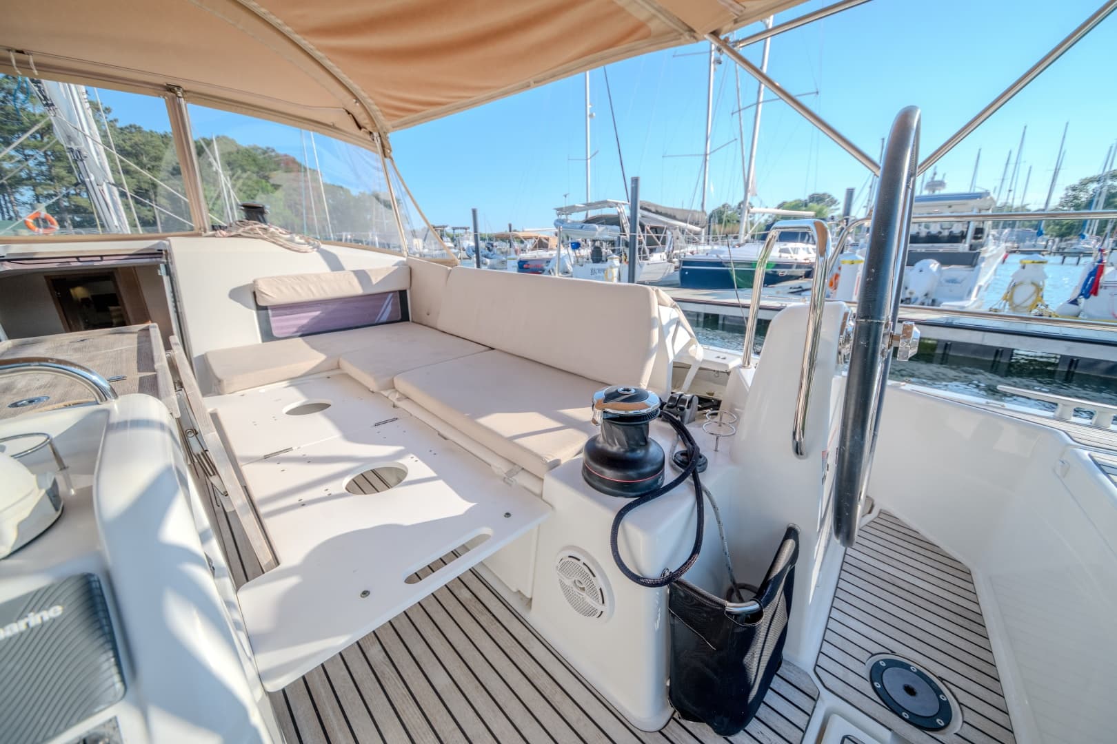 2019 Jeanneau Sun Odyssey 490