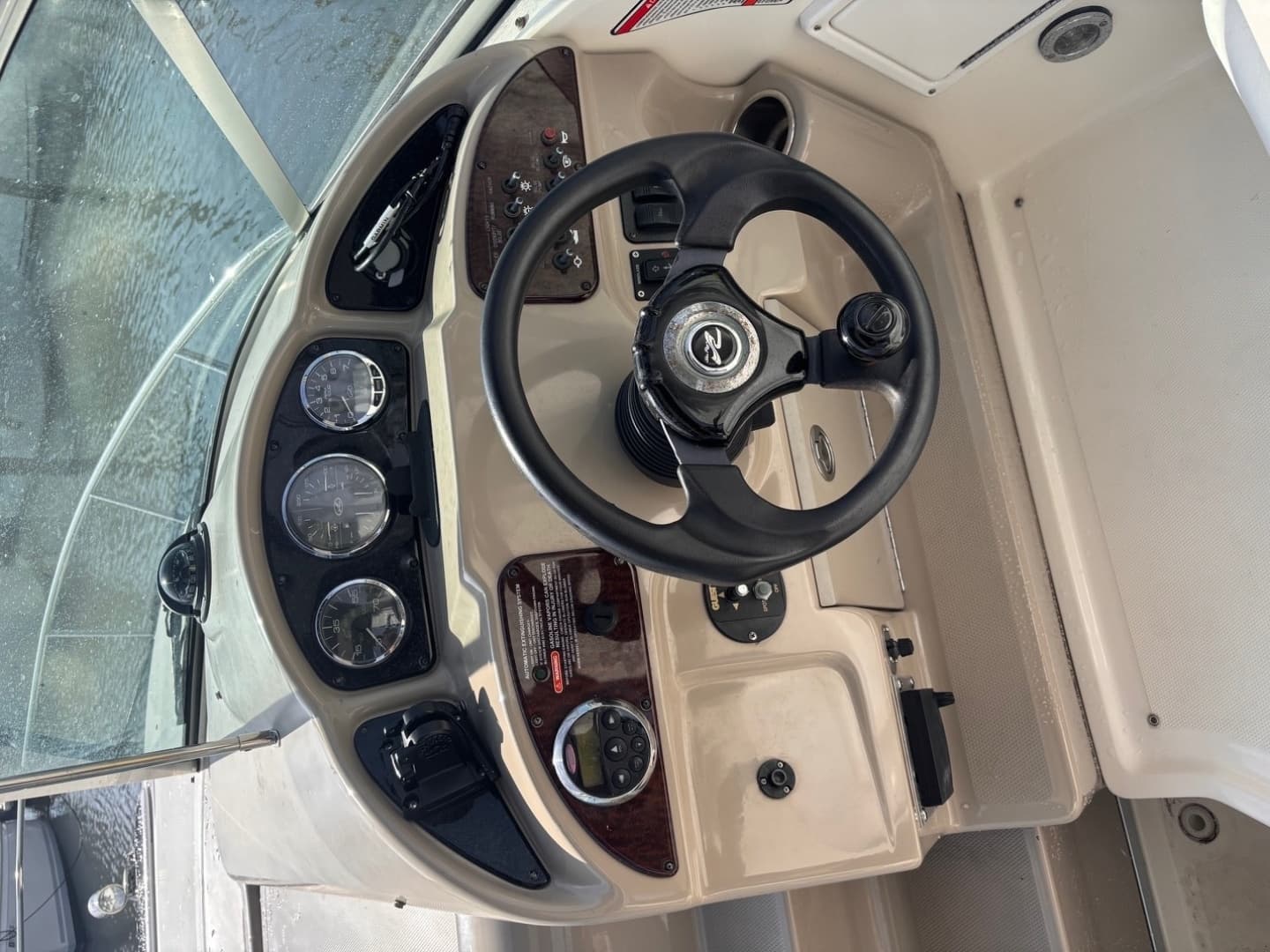 2025 Sea Ray 