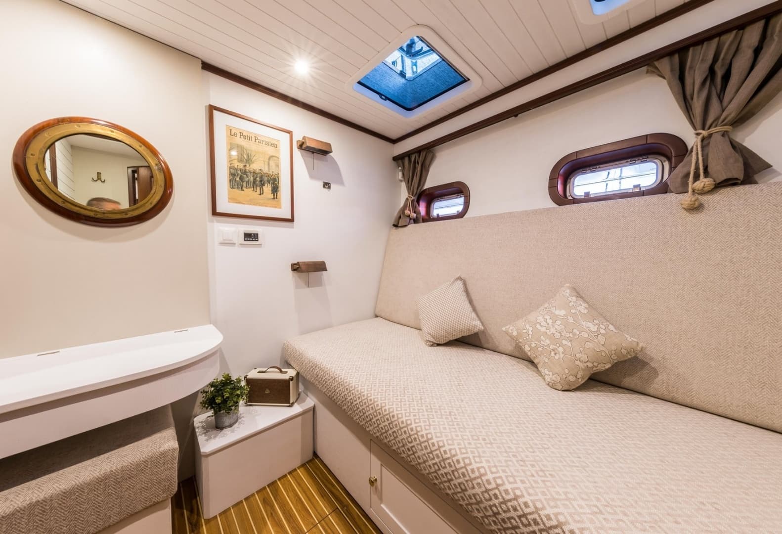 2009 Sunreef 70