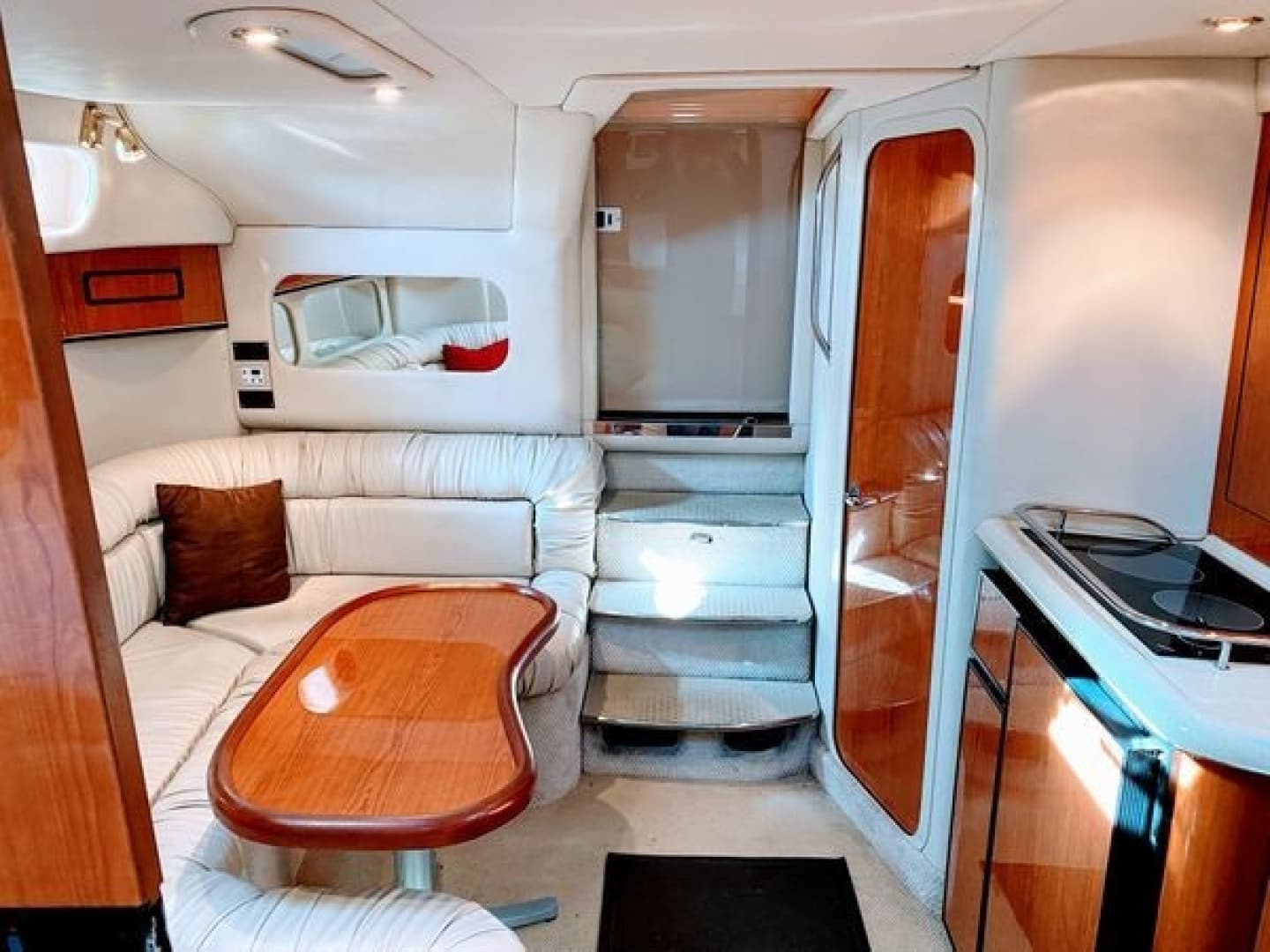 1999 Sea Ray 370 Express