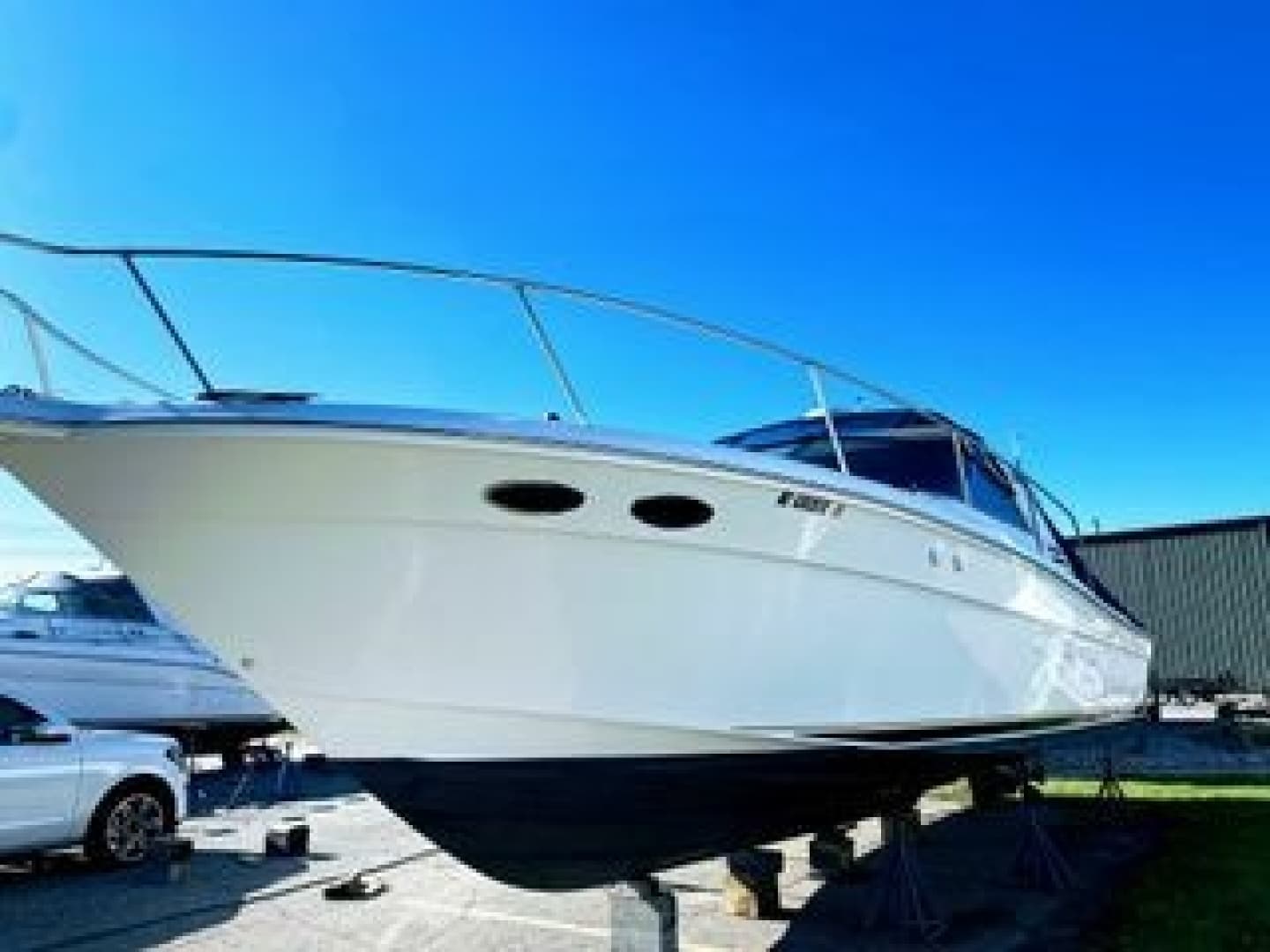 1999 Sea Ray 370 Express