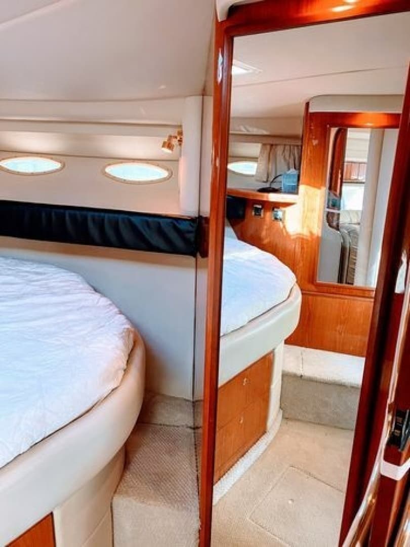 1999 Sea Ray 370 Express