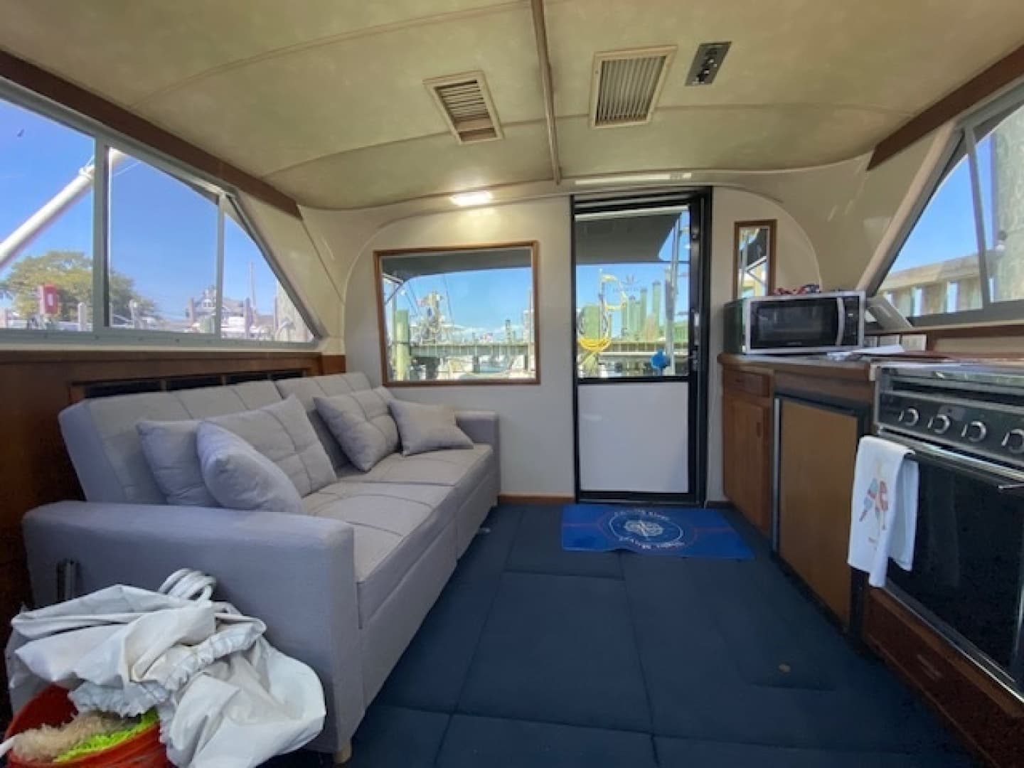 1984 Bertram 35 Convertible