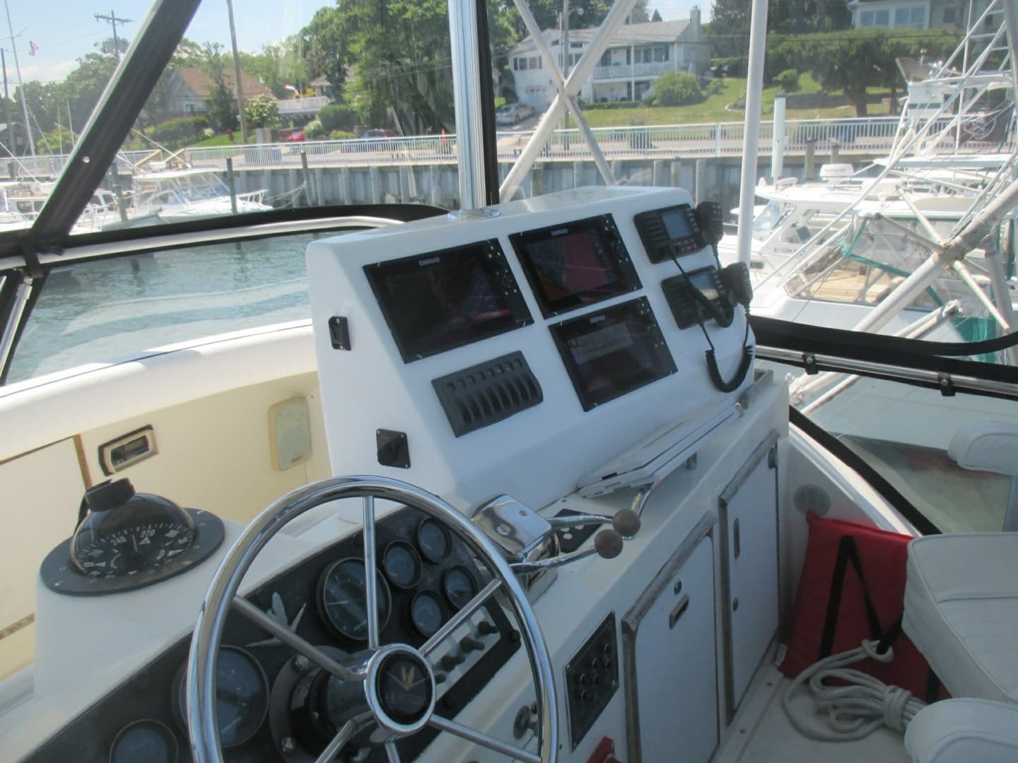1984 Bertram 35 Convertible