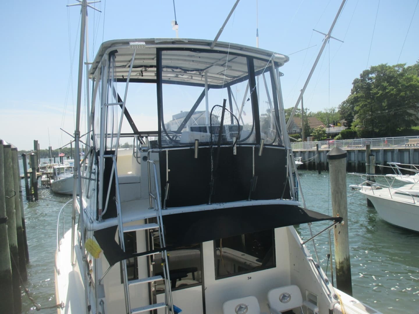 1984 Bertram 35 Convertible