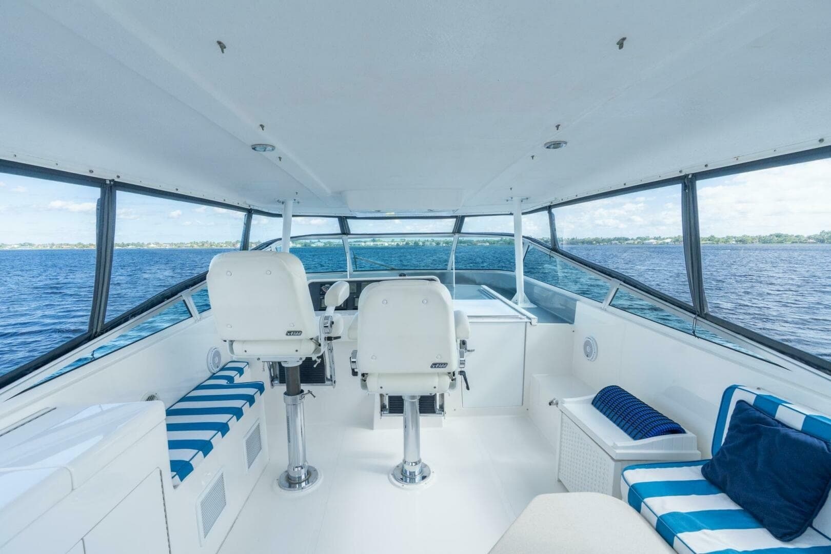 2009 Pacific Mariner 65 Motor Yacht