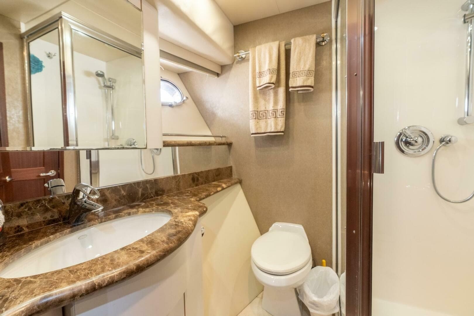 2009 Pacific Mariner 65 Motor Yacht