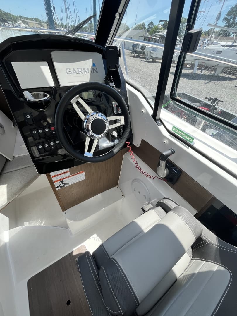 2022 Jeanneau NC 795 Series 2