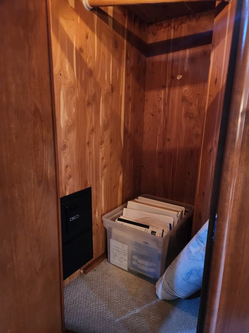 1998 Carver Voyager Pilothouse