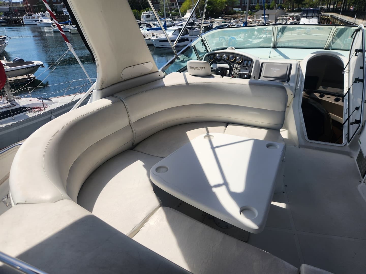 1998 Carver Voyager Pilothouse