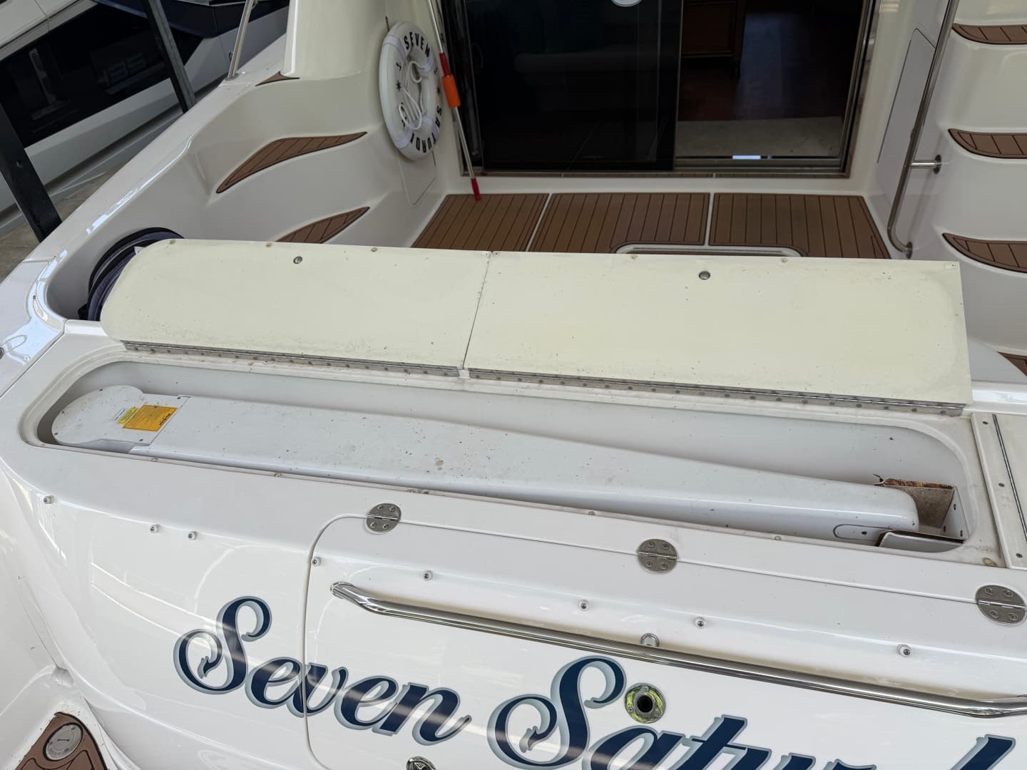 2005 Sea Ray 550 SEDAN BRIDGE