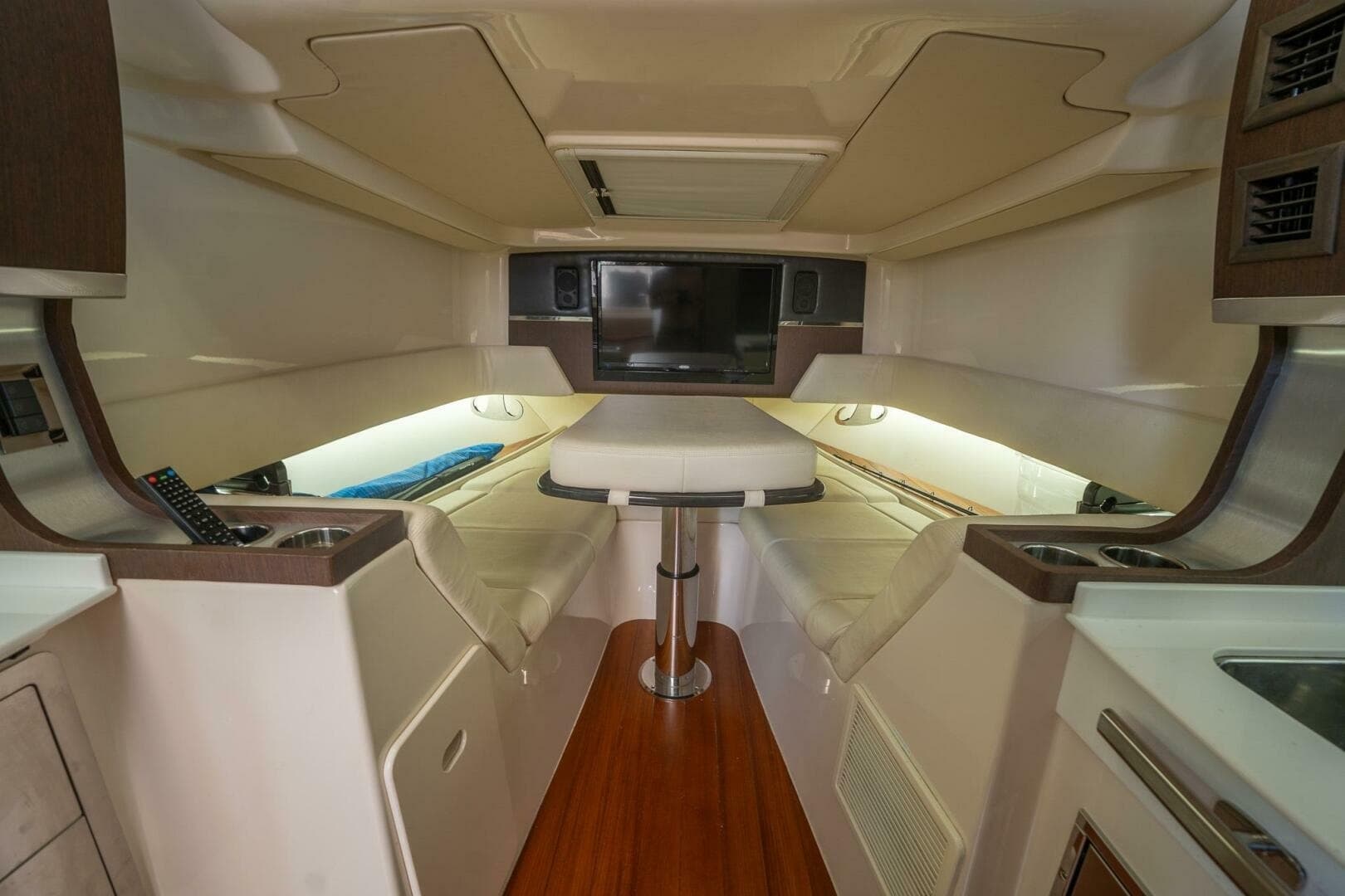 2019 Grady-White Canyon 456