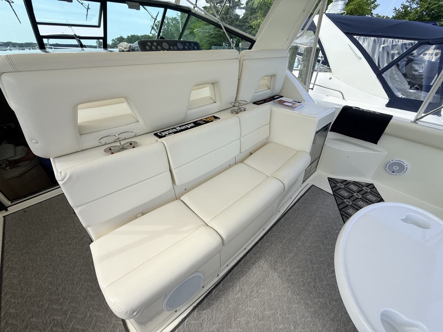 1995 Tiara Yachts 4000 Express