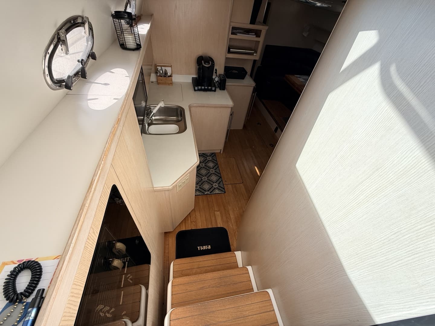 1995 Tiara Yachts 4000 Express