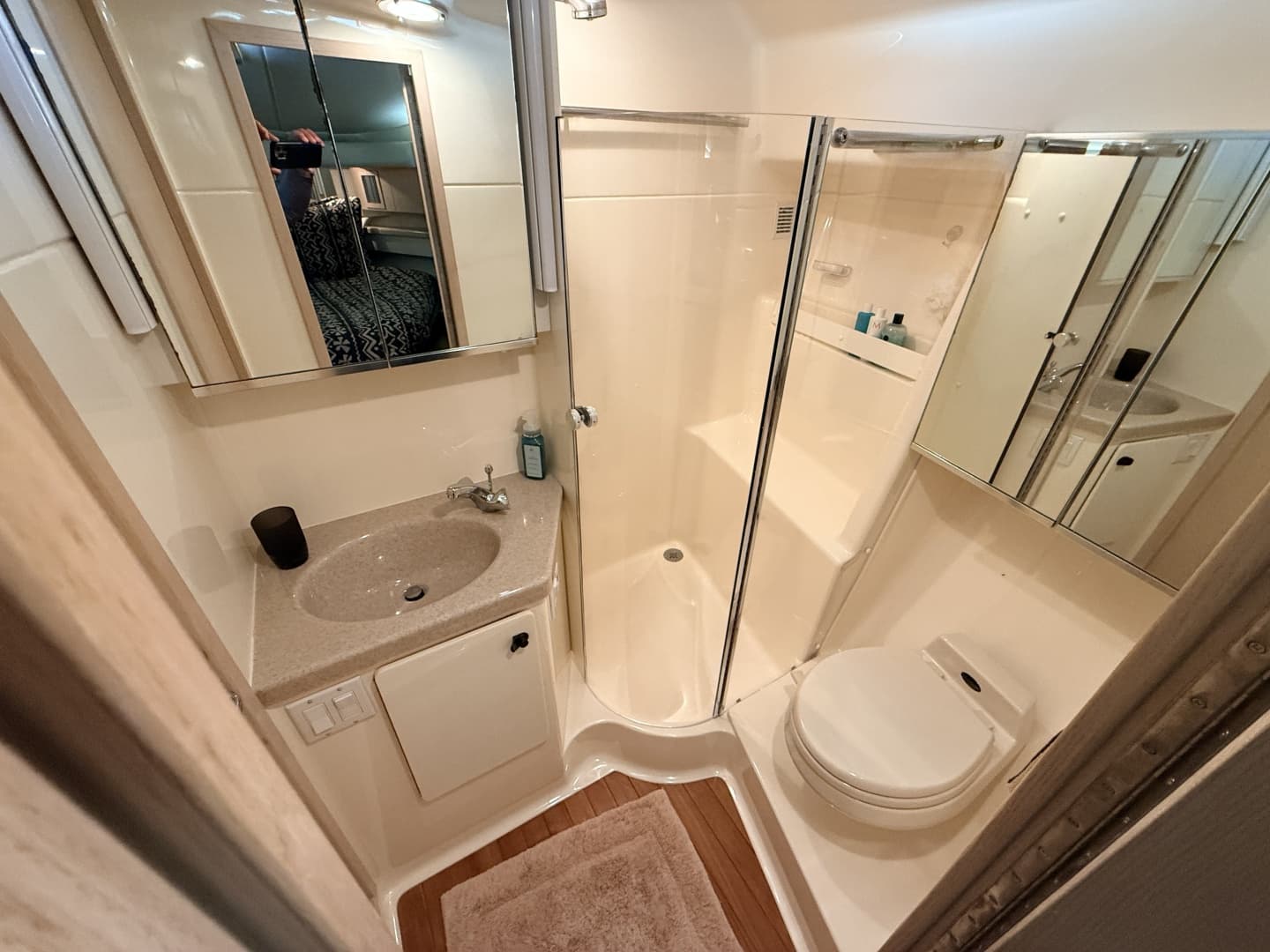 1995 Tiara Yachts 4000 Express