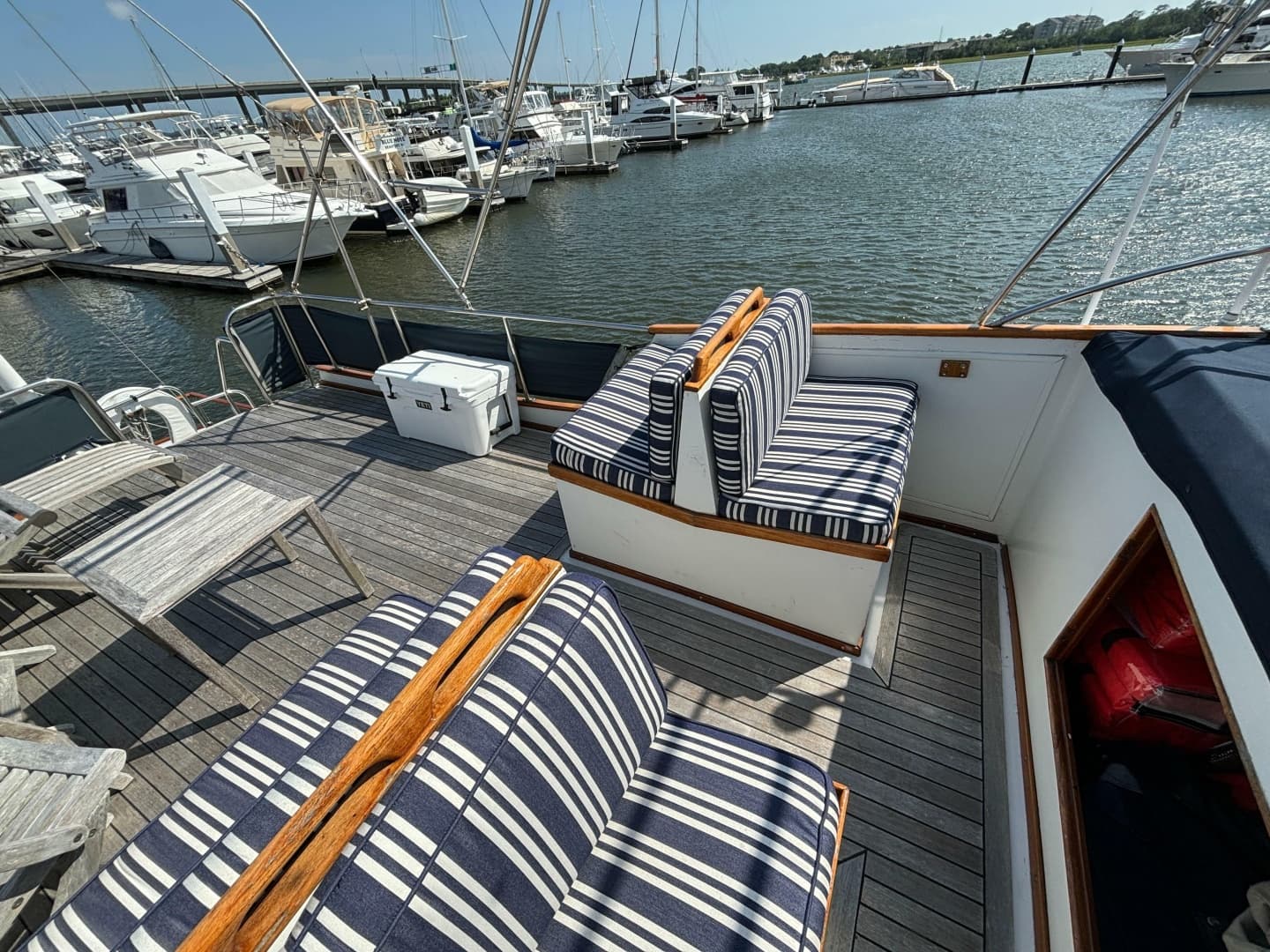 1978 Grand Banks 42 Classic