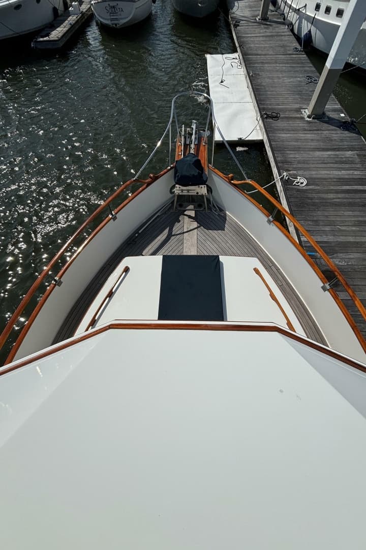 1978 Grand Banks 42 Classic