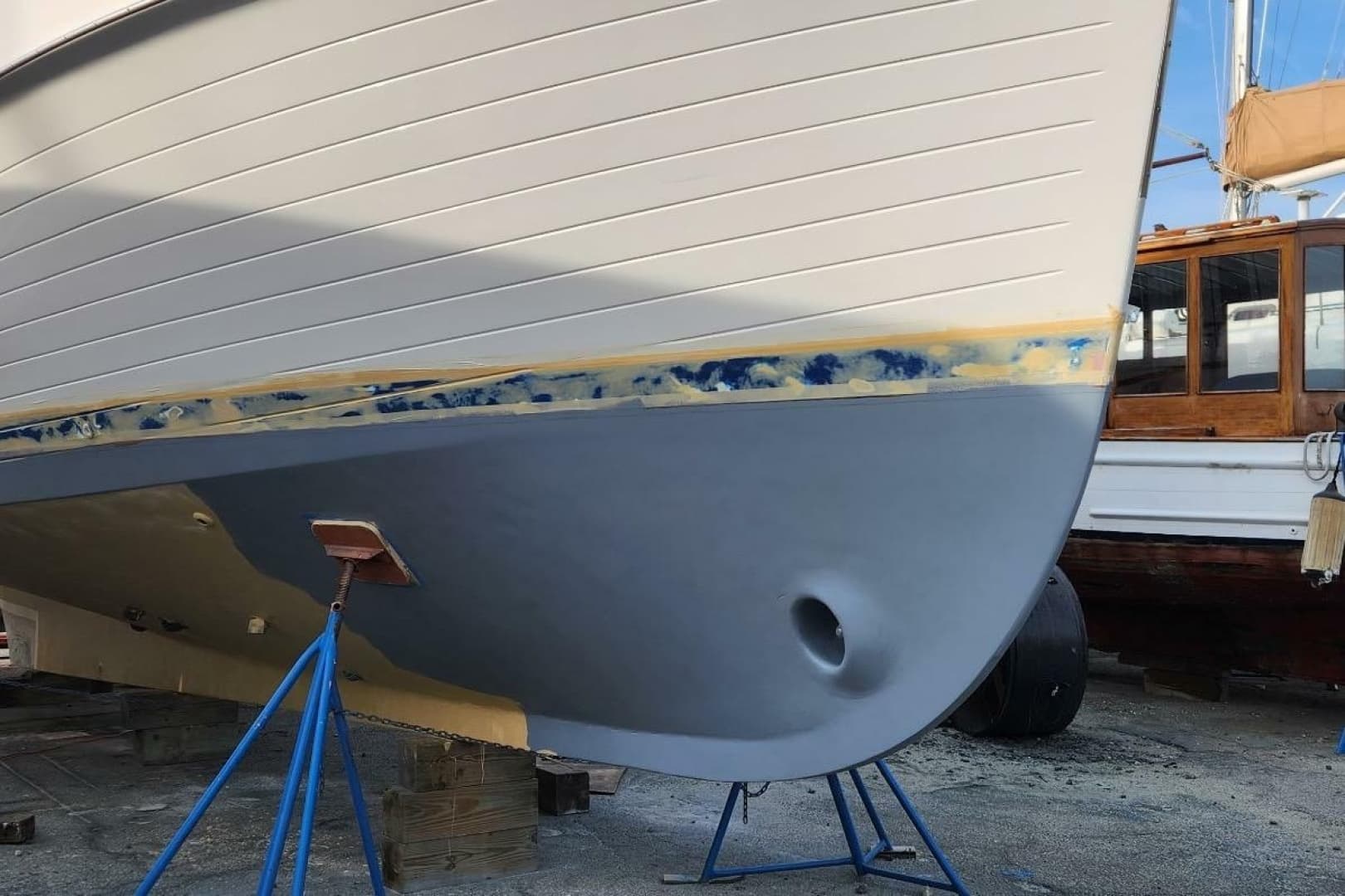 1978 Grand Banks 42 Classic