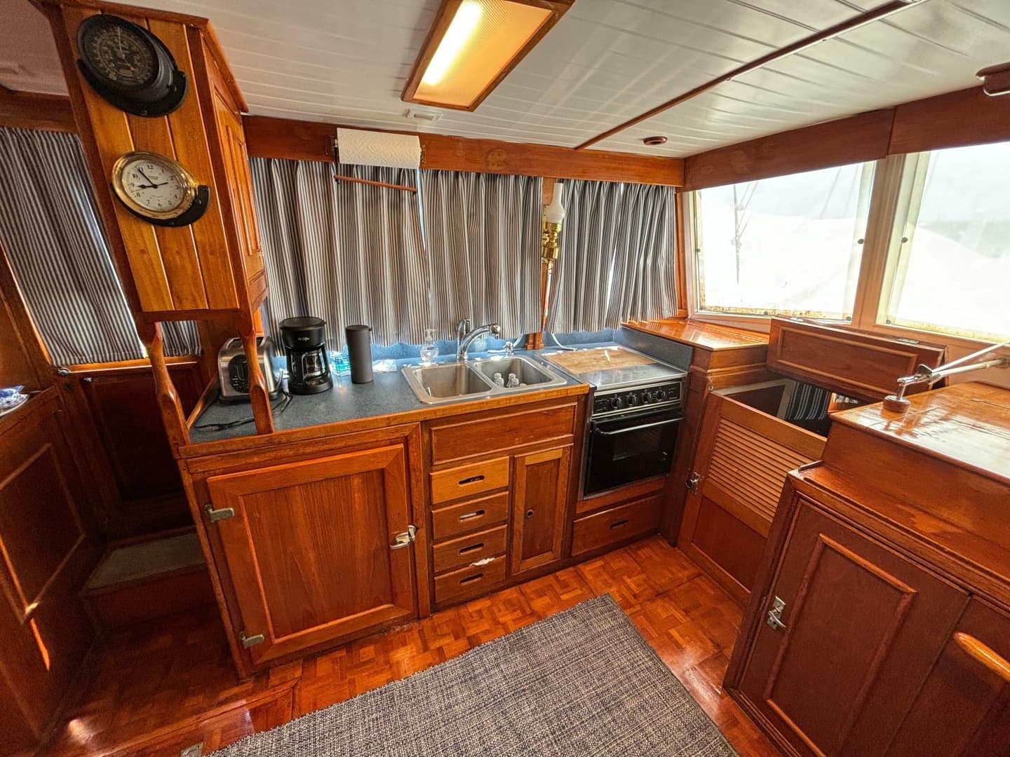 1978 Grand Banks 42 Classic