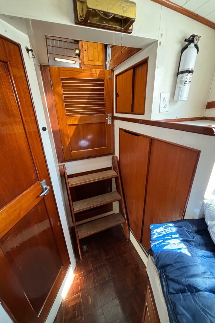 1978 Grand Banks 42 Classic