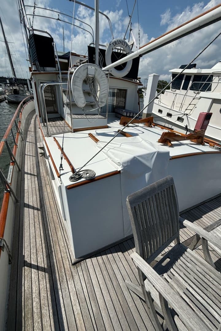 1978 Grand Banks 42 Classic