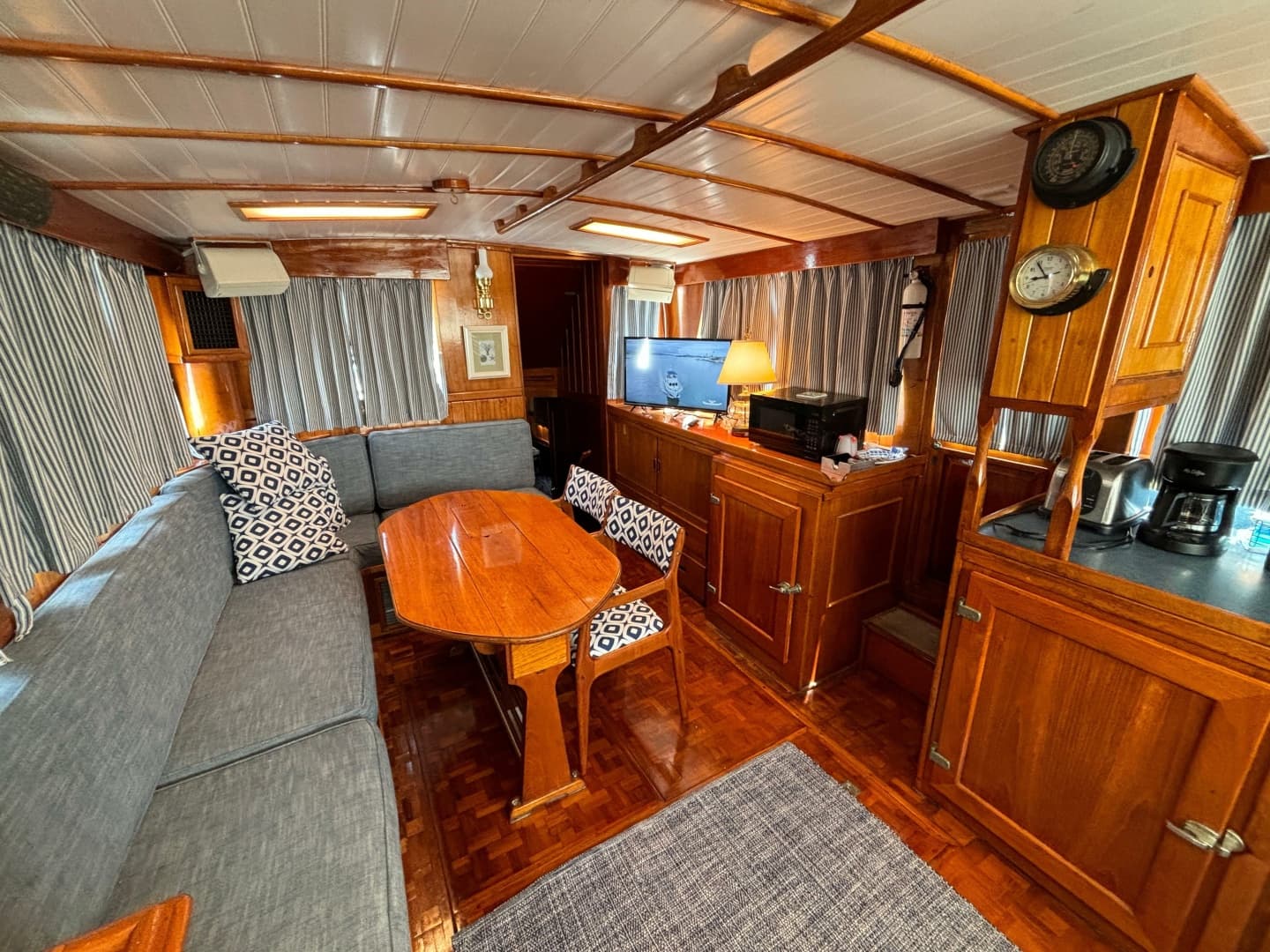 1978 Grand Banks 42 Classic